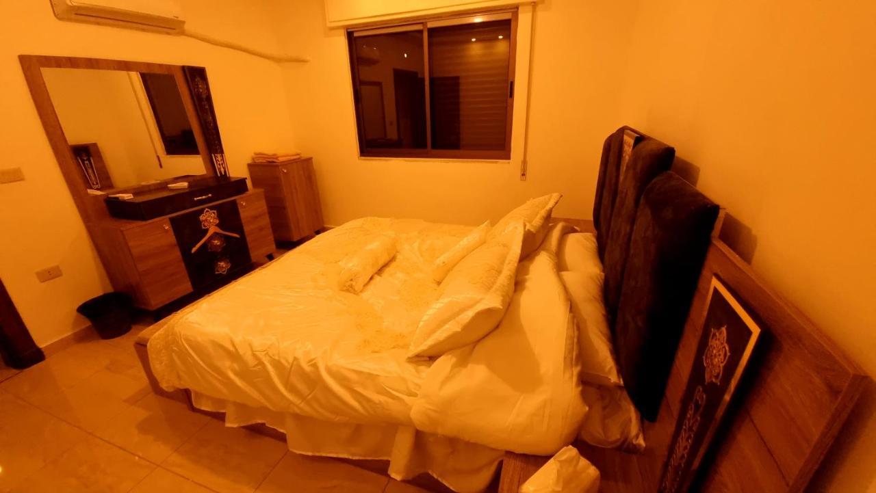 Sbatin Madba Apartamento Madaba Quarto foto